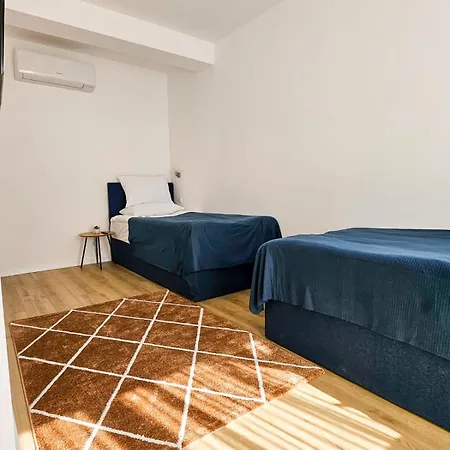 Sea Garden Luxury Apartment Warna