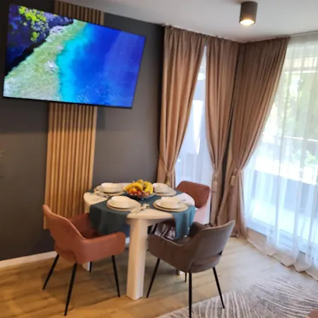Sea Garden Luxury Apartment