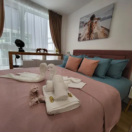 Sea Garden Luxury